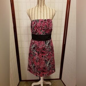 Elegant Pink and Black Strapless Dress